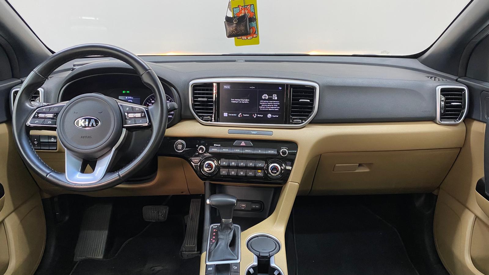 KIA SPORTAGE 6